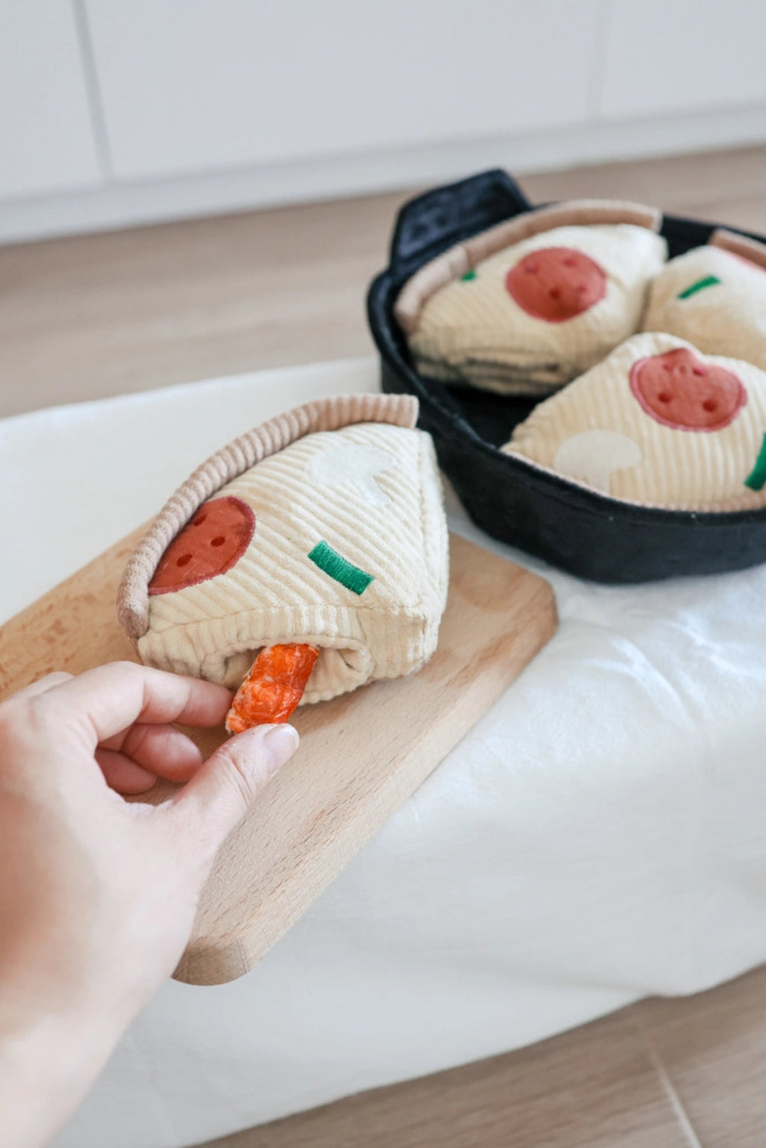 Deep Dish Pizza//Enrichment Dog Toy