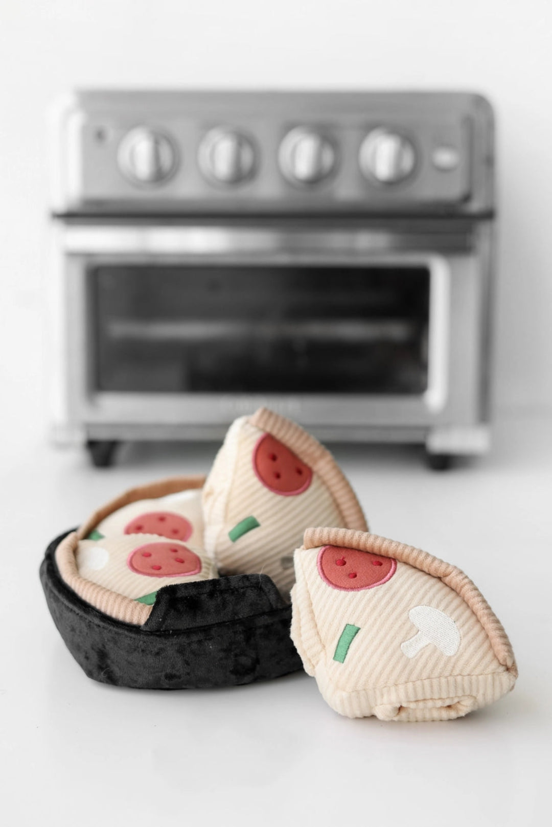 Deep Dish Pizza//Enrichment Dog Toy
