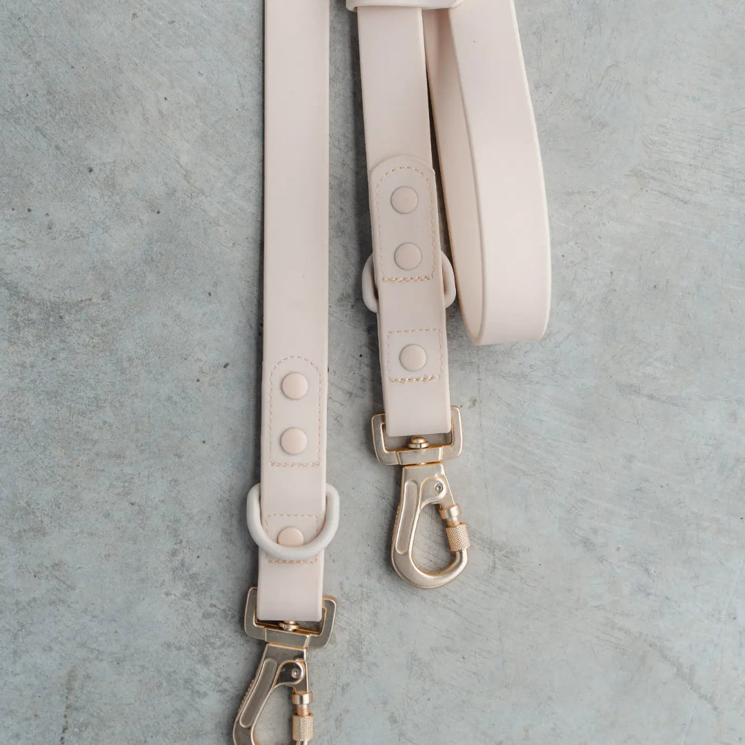 Hands Free Leash in Nude